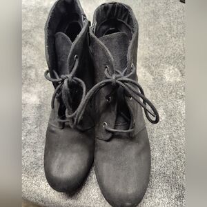 Rampage Black Lace Up Women's Boots